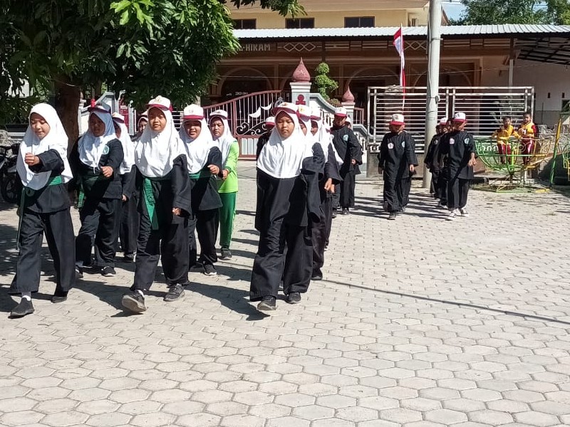 Latihan Gerak Jalan
