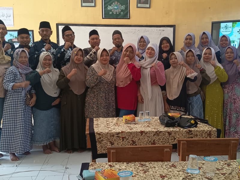 RAPAT PLENO